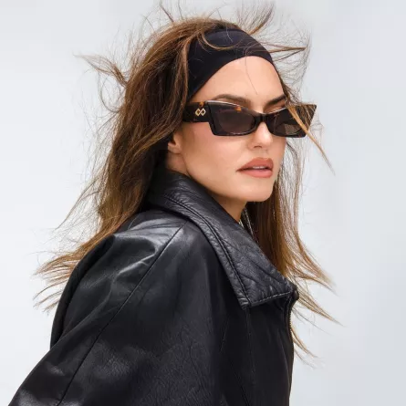 كارن وازن- الصورة من حسابها للنظارات على إنستغرام