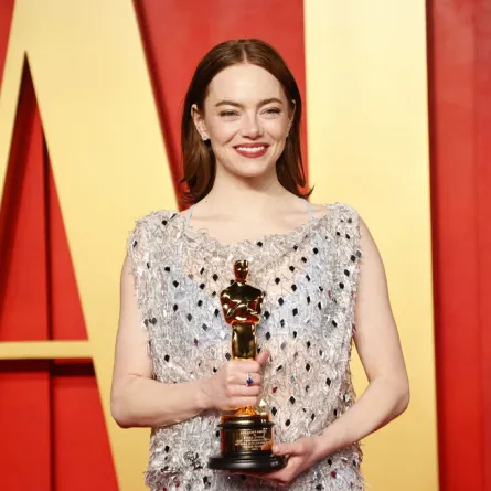 إيما ستون Emma Stone في حفل الأوسكار (مصدر الصورة: Michael TRAN / AFP)