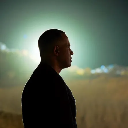 آخر صورة للراحل مصطفى درويش - الصورة من حساب المخرج عمرو سلامة على الفيس بوك