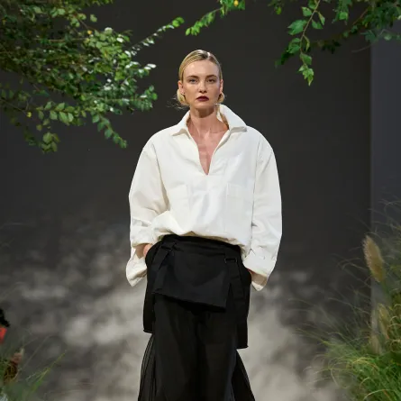 قميص من   ماكس مارا Max Mara - الصورة من Launchmetrics/Spotlight ©