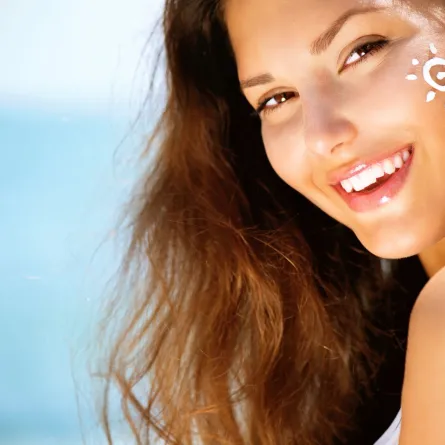 طريقة استعمال كريم الوقاية من الشمس الملونطريقة استعمال كريم الوقاية من الشمس الملون