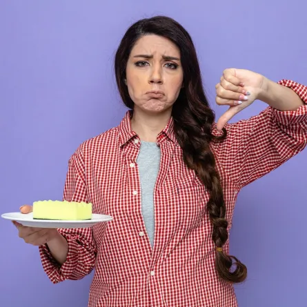 عادات صحية خاطئة- مصدر الصورة: Freepik by stockking