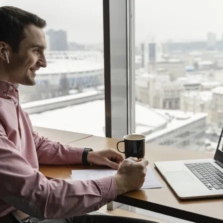  ثورة العمل عن بُعد والاستمتاع بفرص لا حصر لها لتحقيق أهدافك المهنية والشخصية بنجاح