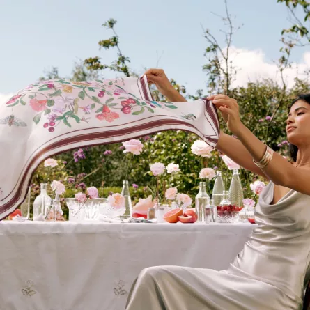  الصورة من مكتب العلاقات العامة للدار- Fable Englandماركة فابل انغلند 