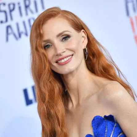 العناية بالشعر على طريقة النجمات