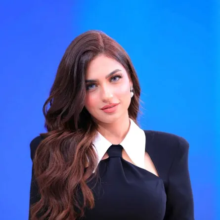 ياسمين عز - الصورة من صفحتها الرسمية على الفيس بوك