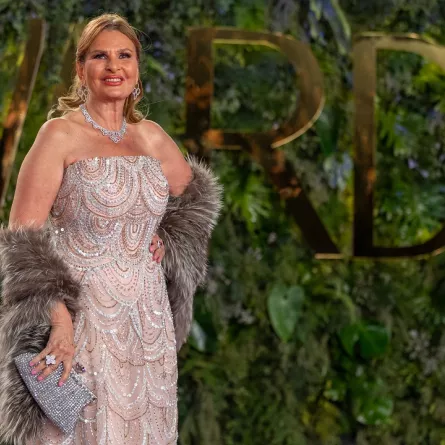 يسرا - مصدر الصورة من المكتب الإعلامي لـ mbc