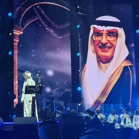 عايض خلال مهرجان ليلة عمر بالكويت - الصورة من حسابه على إكس