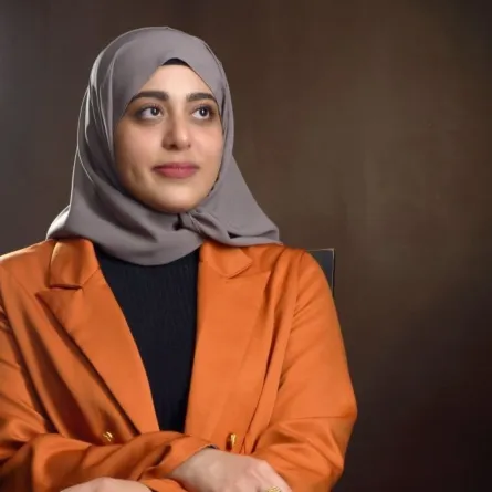 المخرجة تقوى علي ناصر- الصورة من المركز الإعلامي للمخرجة 