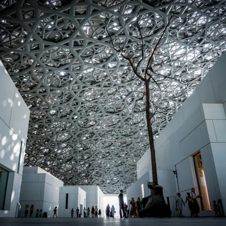 متحف اللوفر أبوظبي. الصورة من موقع unsplash by Agnieszka Stankiewicz