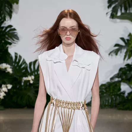 فستان من جيني Genny - الصورة من Launchmetrics/Spotlight ©