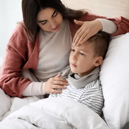 صورة لطفل مريض