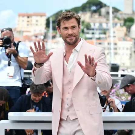 كريس هيمسورث Chris Hemsworth في مهرجان كان (مصدر الصورة:  CHRISTOPHE SIMON / AFP)