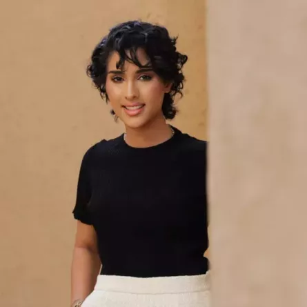 الفنانة عبير عبدالله من جلسة تصوير خاصة لسيدتي - تصوير أمل المحيا 