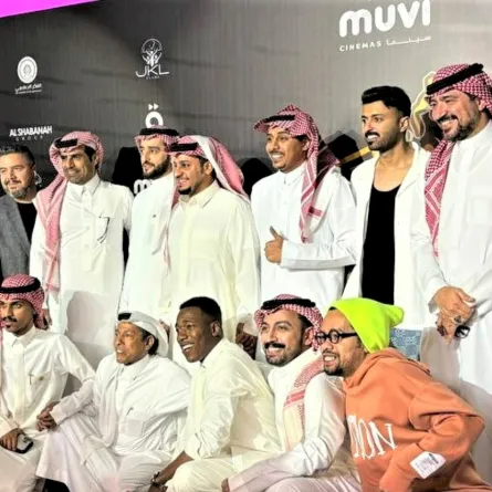 أبطال فيلم شباب البومب. الصورة خاصة بسيدتي تصوير زكية البلوشي