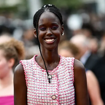 راماتا تولاي سي في الدورة السابعة والسبعين لمهرجان كان السينمائي في كان بجنوب فرنسا (Ramata-Toulaye Sy at the 77th edition of the Cannes Film Festival in Cannes, southern France). مصدر الصورة: LOIC VENANCE / AFP