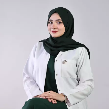 بيام سيدو رئيسة لقسم التحالف العالمي لجراحة المخ والأعصاب في السعودية