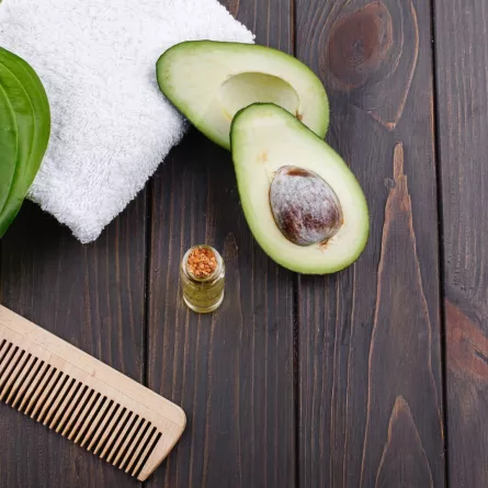 تجربتي مع زيت الأفوكادو للشعر