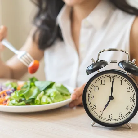 من المهم مراجعة طبيبكِ قبل البدء بالصيام المتقطّع