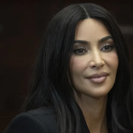 كيم كارداشيان Kim Kardashian في البيت الأبيض (مصدر الصورة: Jim WATSON / AFP)