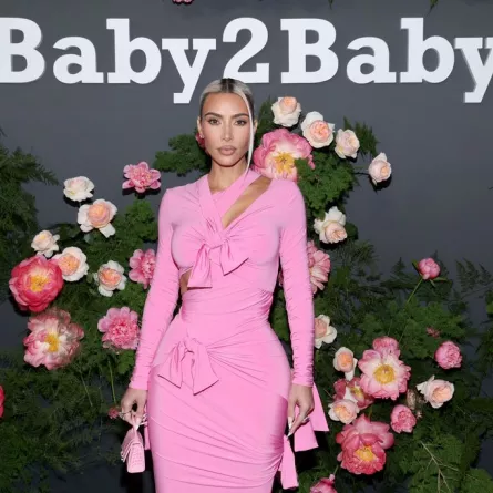كيم كارداشيان Kim Kardashian في حفل Baby2Baby 2022 (مصدر الصورة:  Phillip Faraone / GETTY IMAGES NORTH AMERICA / Getty Images via AFP)