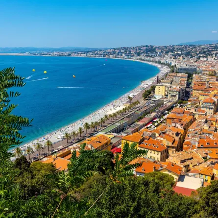 متعة السياحة في نيس