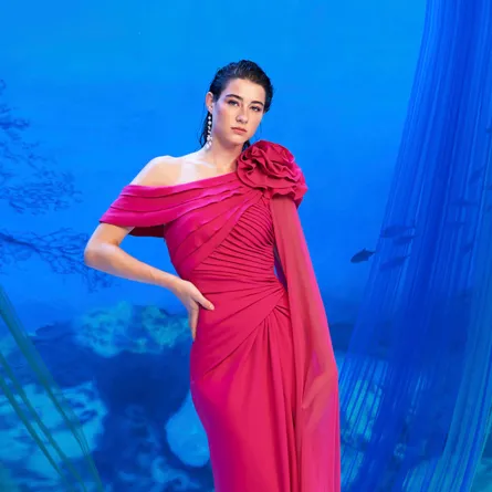 فستان حورية البحر من تاداشي شوجي Tadashi Shoji - الصورة من Launchmetrics/Spotlight ©