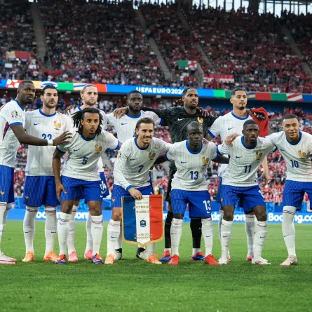 من لقاء اليوم 