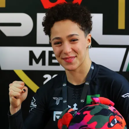 لاعبة الفنون القتالية هتان السيف 