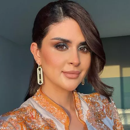 صيحات جمالية للشابات من وحي سلمى رشيد