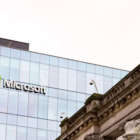 Microsoft. الصورة من موقع unsplash