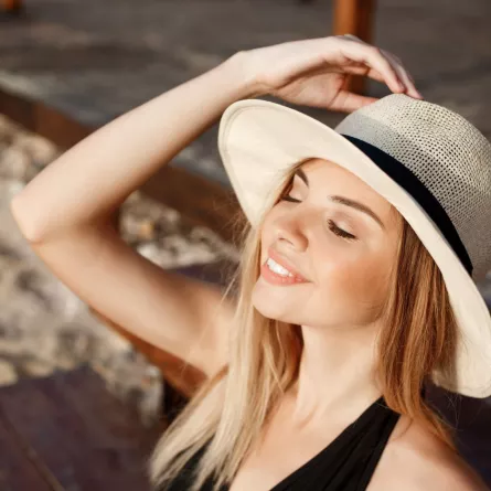 الوقاية من اسمرار البشرة في الصيف بطرق طبيعية