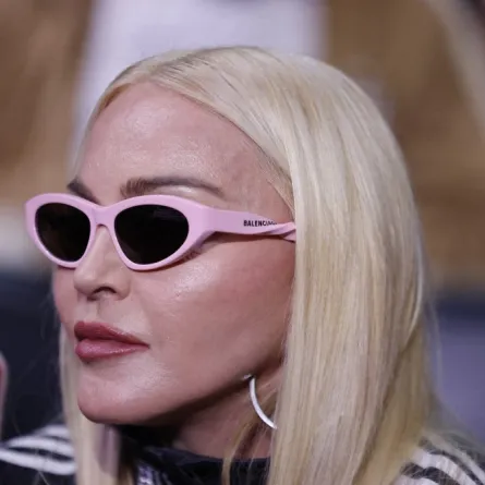 مادونا Madonna في نيويورك عام 2022 (مصدر الصورة: AL BELLO / GETTY IMAGES NORTH AMERICA / Getty Images via AFP)