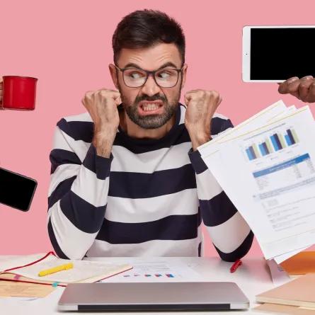  كيف يمكن تحويل الانتكاسة المهنية إلى فرصة تعليمية قيمة؟