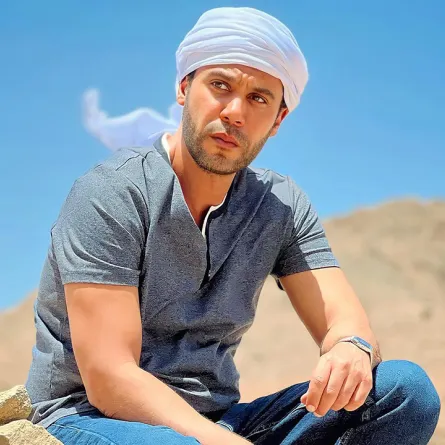 محمد إمام من فيلم "اللعب مع العيال" - الصورة من حساب محمد إمام على "إنستغرام"