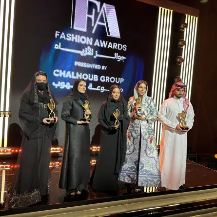 الفائزين والفائزات بجوائز الأزياء 