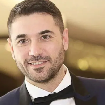 أحمد عز - الصورة من حسابه على الفيسبوك