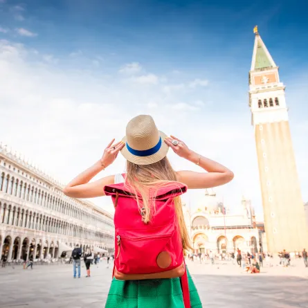 حقيبة الظهر مساعدة في السفر