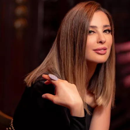 ألوان صبغات شعر كستنائي من وحي النجمات