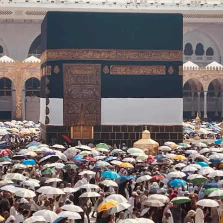 السعودية تصدر بطاقات فريدة للذكرى لكل حاج وحاجة