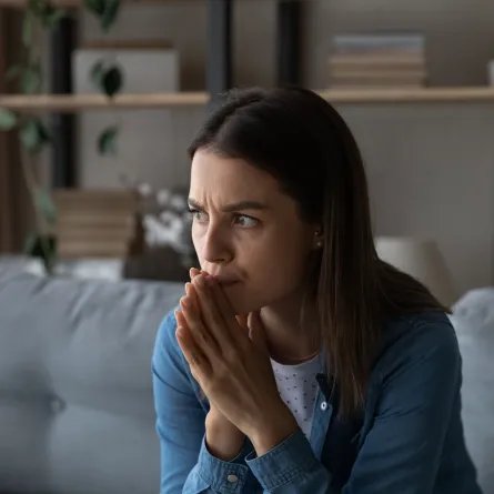 علامات التعلق العاطفي عند الشباب