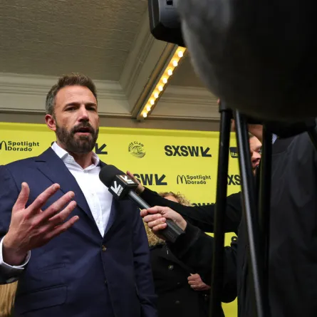 بن أفليك Ben Affleck خلال عرض فيلم "AIR" (مصدر الصورة: Michael loccisano / GETTY IMAGES NORTH AMERICA / Getty Images via AFP)