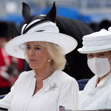 الملكة كاميلا والإمبراطورة اليابانية ماساكو في لندن (Queen Camilla and Japan's Empress Masako in London). مصدر الصورة: Kin Cheung / AFP
