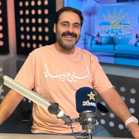 احمد الرافعي في برنامج عيش صباحك - الصورة من المكتب الاعلامي لإذاعة نجوم اف ام