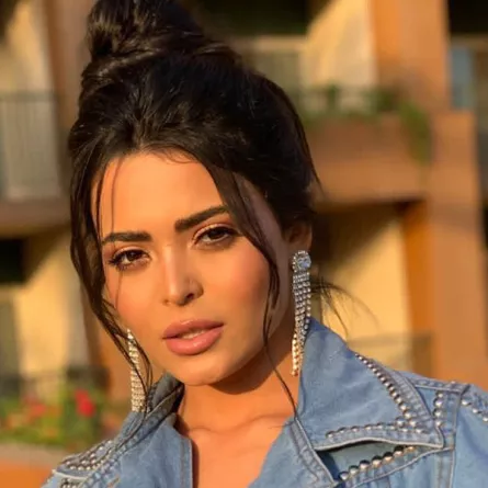 أسماء جلال- الصورة من حسابها على إنستغرام