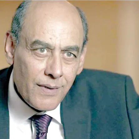 أحمد بدير.. نصف قرن من الإبداع والنجاح في المسرح