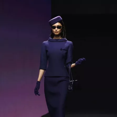 محمد أشي يطلق تصاميم لطيران الرياض من باريس- الصورة من حساب شركة طيران الرياض على انستغرام