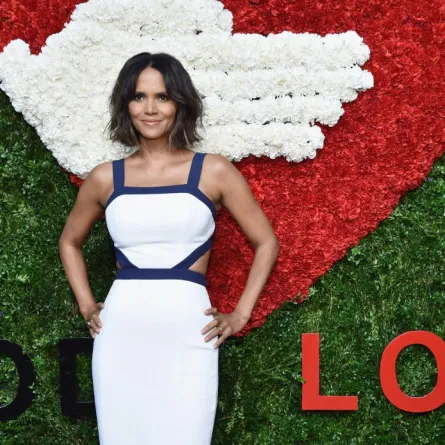 هالي بيري Halle Berry- (مصدر الصورة: Mike Coppola/Getty Images for Michael Kors/AFP )