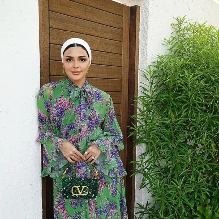 مدونة الموضة حنين الصيفي - الصورة من حسابها على إنستغرام