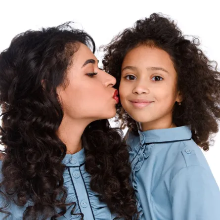 صورة أم وابنتها